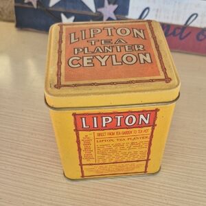 Lipton Tea Planter Ceylon Vintage Tin